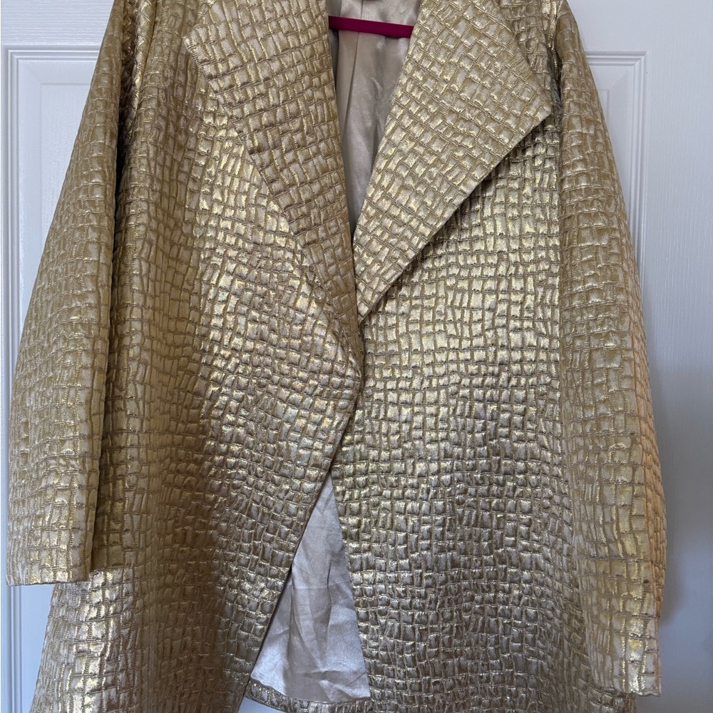 Rare Chico's Shimmery Gold Textured Blazer Jacket